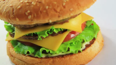Slowly spinning Burger 스톡 동영상 32686612