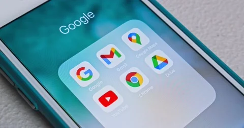 Slowly zoom out the Google apps on iPhone Stock Footage 158933918