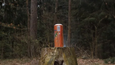 Slowmotion of exploding can. 스톡 동영상 104435972