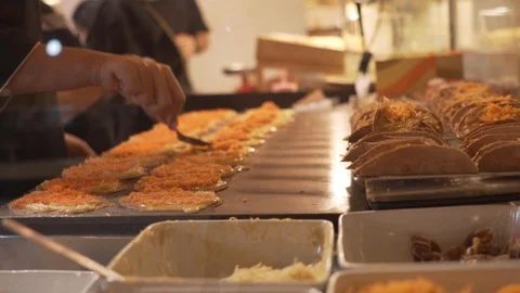 Slowmotion of thai dessert preparation Stock Footage 109611749