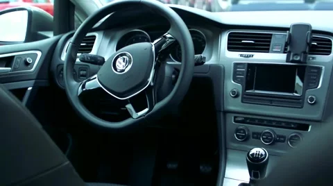 Slowmotion view on steering wheel, gear lever and technology in car. Stock-Footage 60051543