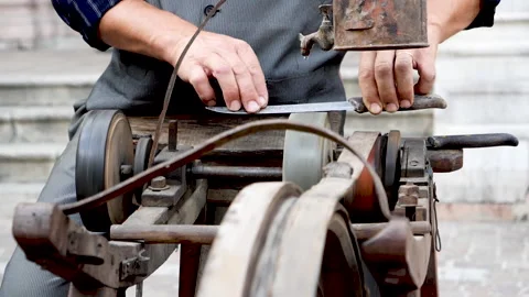 Slowmotion of a vintage knife sharpener Video stock 146185021