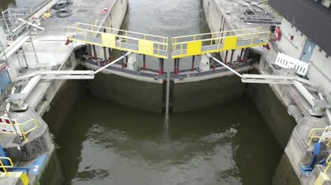 Sluice 動画素材 11866481