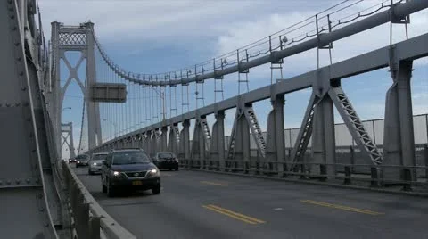 SM Bridge Traffic 001 Stockbeeldmateriaal 12139252