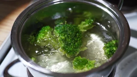 SM brokkoly boiled Stock Footage 312277661