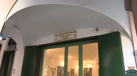 Small art gallery Stock Footage 42480908