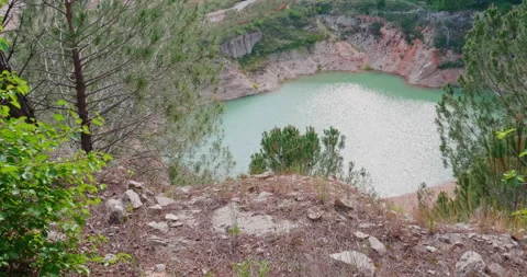 Small artificial lake created in a former quarry in Modugno, near Bari. Natur Video stock 196940289