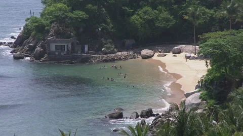 Small beach in Huatulco, Mexico Stock Footage 39964237