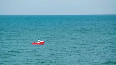 Small boat in ocean Video stock 177498838