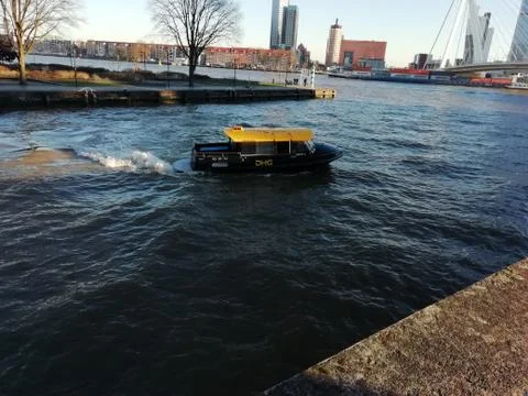 Small boat on river Stock-Fotos