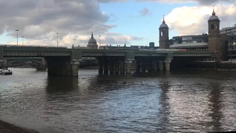 Small Boat sailing down the Thames near London Bridge 4K Stock Footage 85455681