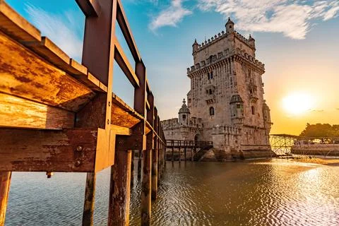 Small bridge leading to tower of Belem Foto stock