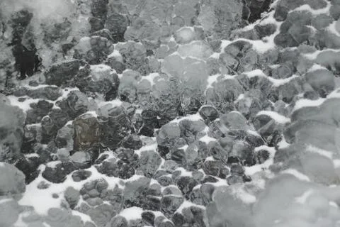Small broken slate with snow Foto stock
