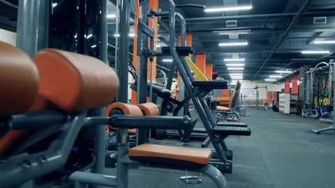Small business concept. Many training machines in an empty gym. Stock-Footage 131174895