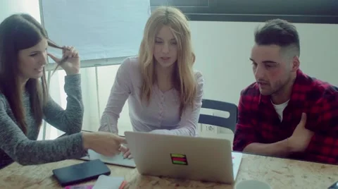Small business team working in the startup office Stock Footage 62948908