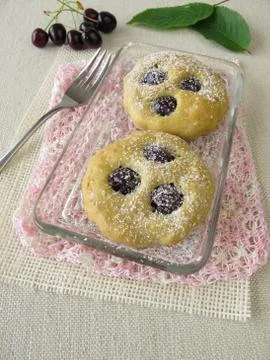 Small cherry cakes Foto stock