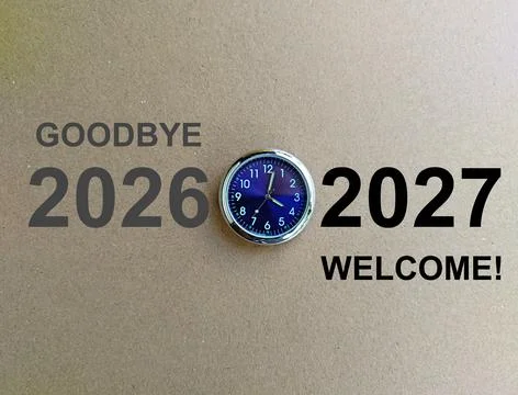 A small clock in the middle of the goodbye 2026, 2027 welcome print Foto stock