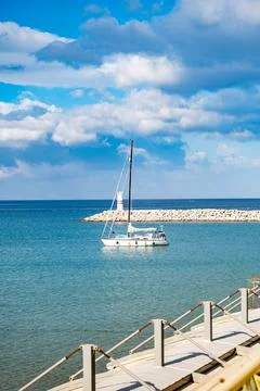 Small coastal lighthouse Fotos Stock