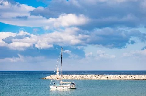 Small coastal lighthouse Fotos Stock