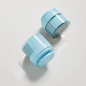 Small cosmetic pump bottle mockup, trendy blue skincare pump packaging Stock Illustration