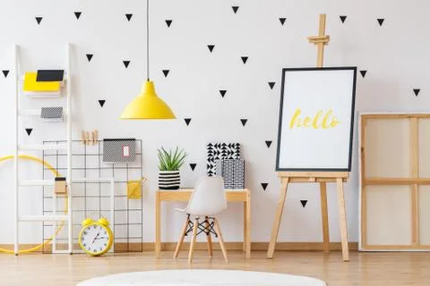Small desk for kid Stock-Fotos