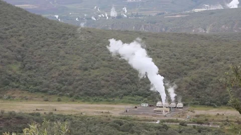 Small Geothermal Power site in the Hell's Gate National Park 스톡 동영상 336754769