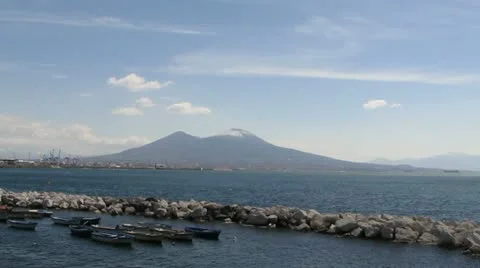 Small Harbour with Volcano Vesuv Stock-Footage 11288360
