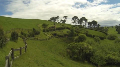 Small hobbit farm Vídeos de archivo 48221103