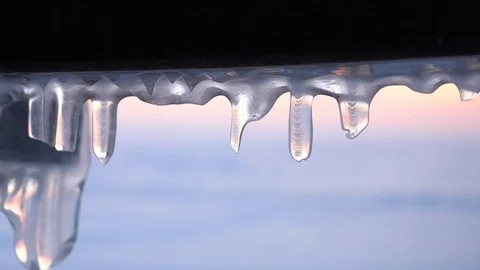 Small icicles light 库存影片 120538893