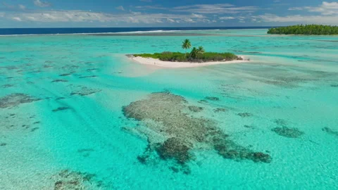 Small island in the middle of the ocean Stock Footage 280041065