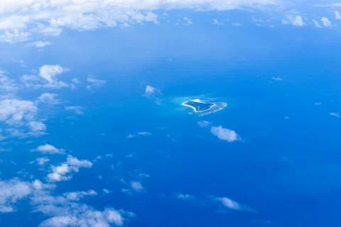 Small Island Фото