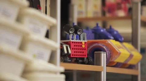 Small lego robot Vídeos de archivo 51836206