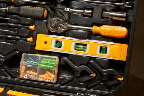 Small liquid level, ratchet screwdriver, replaceable bits, fasteners, clamps 스톡 사진