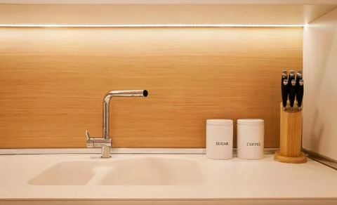 Small Modern Kitchen Stock-Fotos