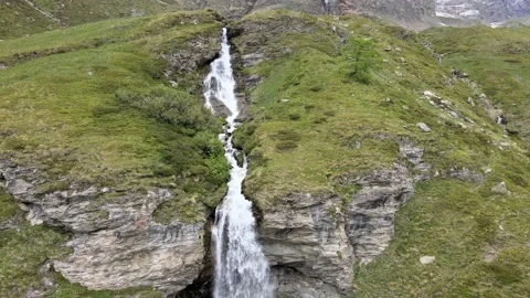 Small mountain waterfall Stock Footage 191391111