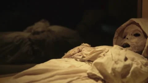 Small mummy child 스톡 동영상 10718650