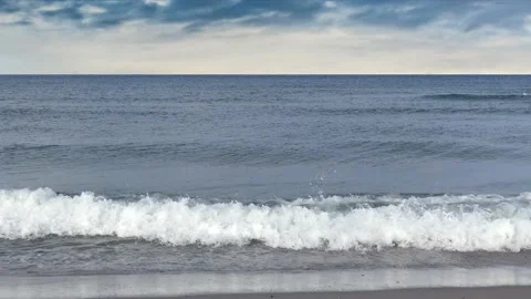 Small ocean waves with horizon and beautiful sky - maritime background Stock Footage 143483329