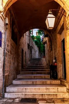 A small old path through the old city of Dubvronik Stock Photos