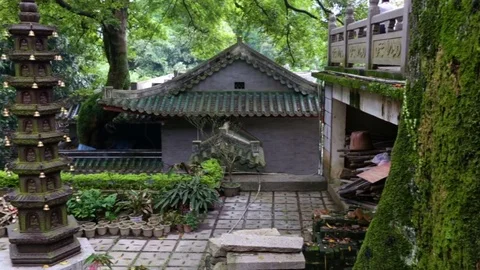 Small pagodas with bells Stock-Footage 74064183