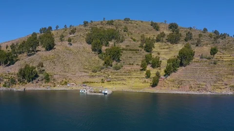 Small pier in Titicaca Lake Stock-Footage 115995241
