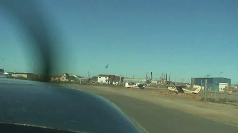 Small plan  taxies to a stop Stock Footage 8657295