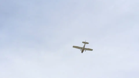 Small Plane Flying Overhead to Land 2 Stock Footage 39819063