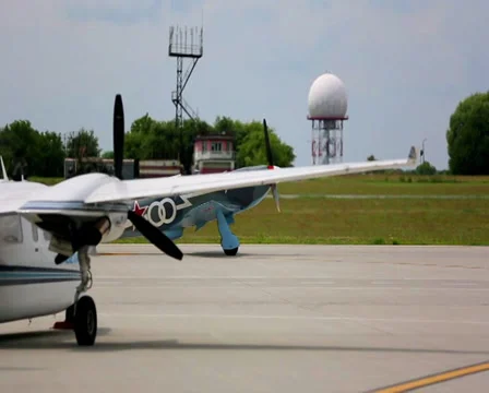 Small Plane Stock Footage 32143623