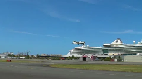 Small plane taking off Stock Footage 10834126