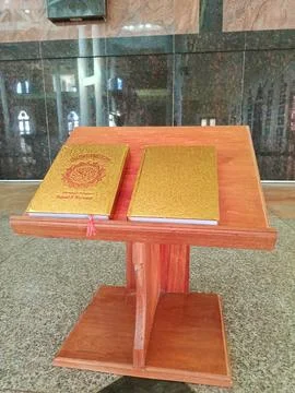 Small pulpit table for reading. Stock-Fotos