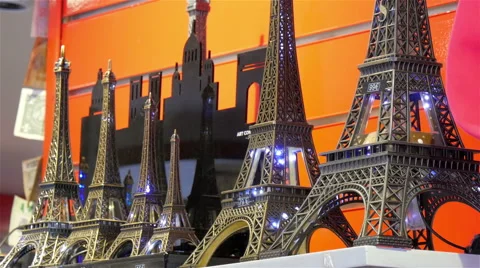 Small replicas of Eiffel tower on display Video stock 55729314