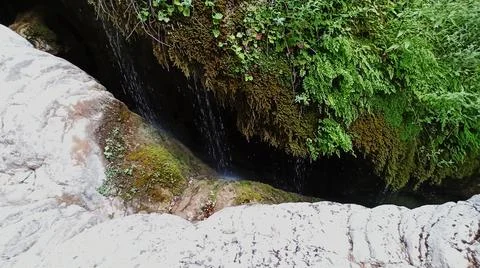 Small river on the path of Black Cave close to Proussos village in Karpenissi Stock-Fotos