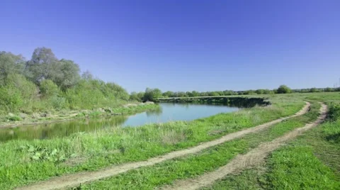 Small river Wkra in the middle of Poland. Stock-Footage 62901032