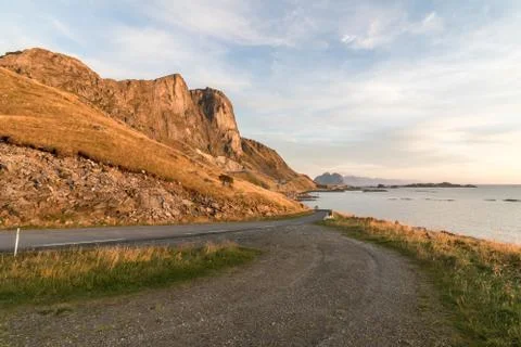 A small road in Lofoten 库存照片