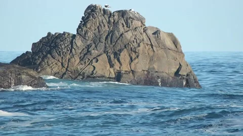 Small Rock at Pfeiffer Beach Stockbeeldmateriaal 64821466